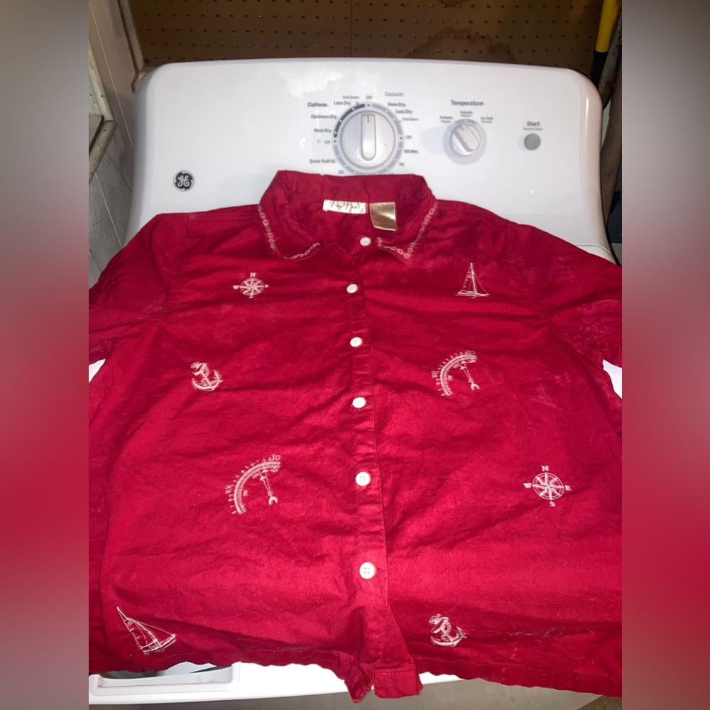 Bobbi Brooks Ladies long sleeve 100% cotton button up blouse.